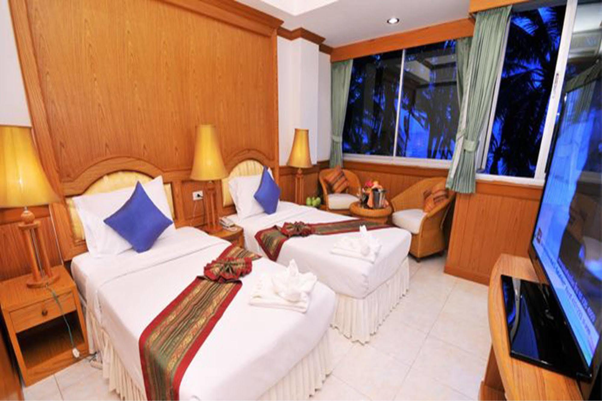 Grand Sea View Beach Resotel Lipa Noi Bagian luar foto