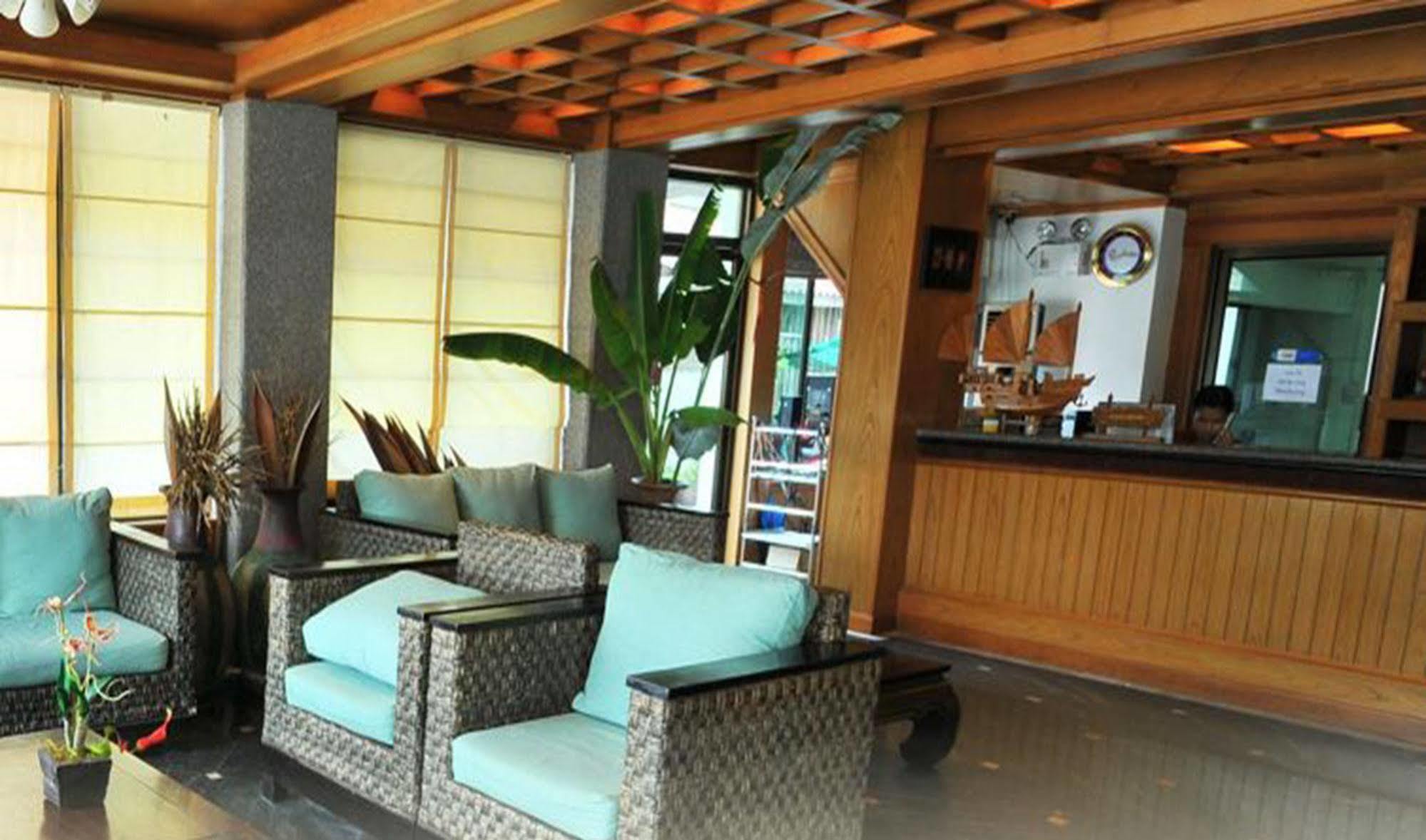 Grand Sea View Beach Resotel Lipa Noi Bagian luar foto
