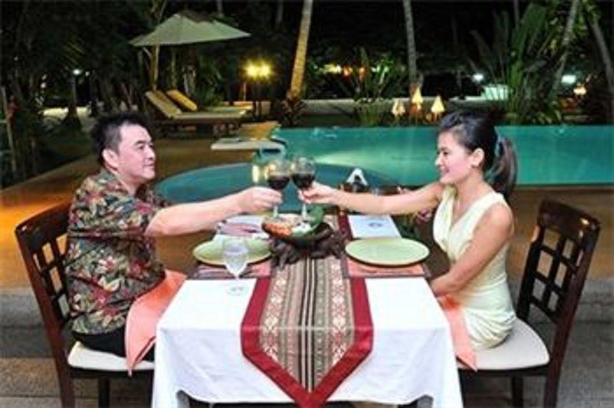 Grand Sea View Beach Resotel Lipa Noi Bagian luar foto